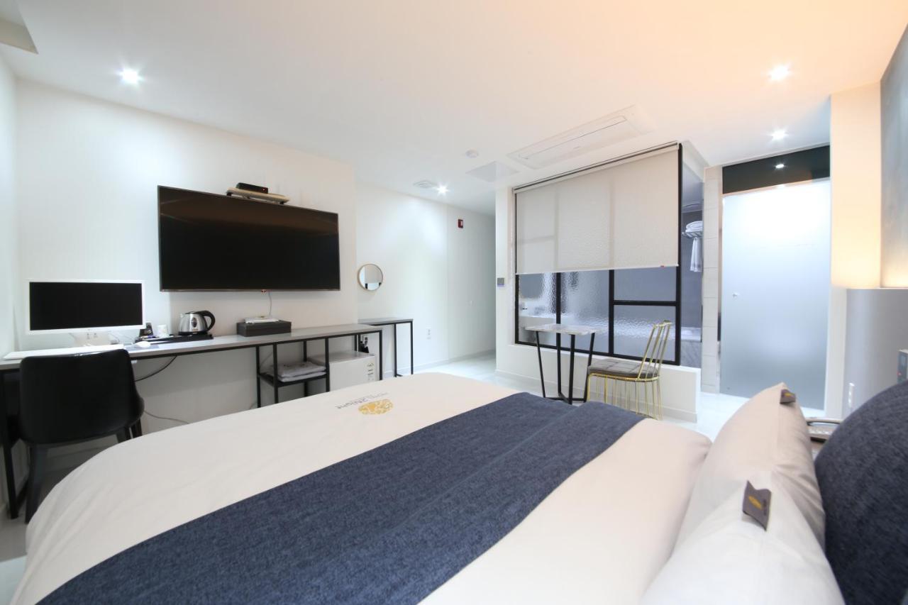 2Night Business Hotel Jeonju Eksteriør bilde
